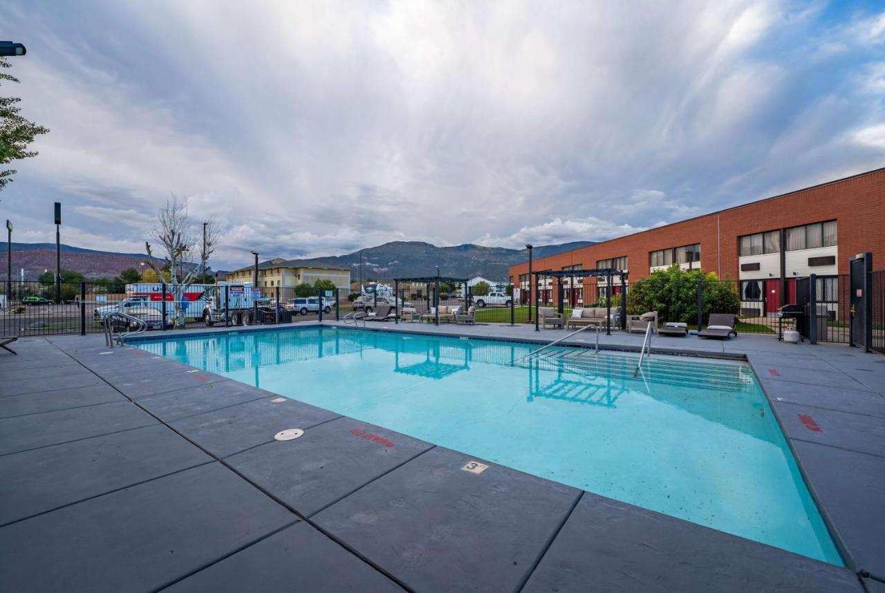 Ramada By Wyndham Cedar City Eksteriør billede