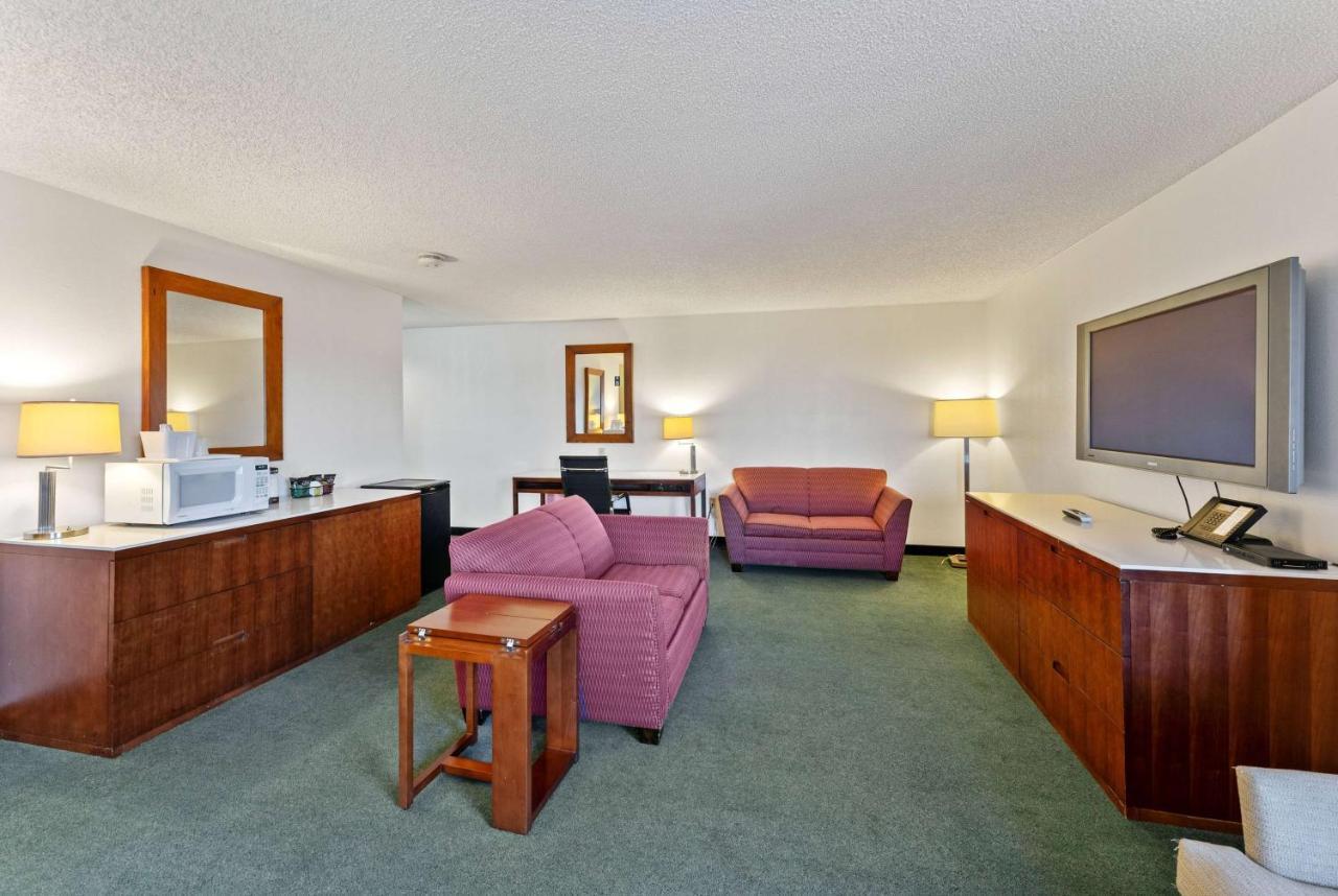 Ramada By Wyndham Cedar City Eksteriør billede